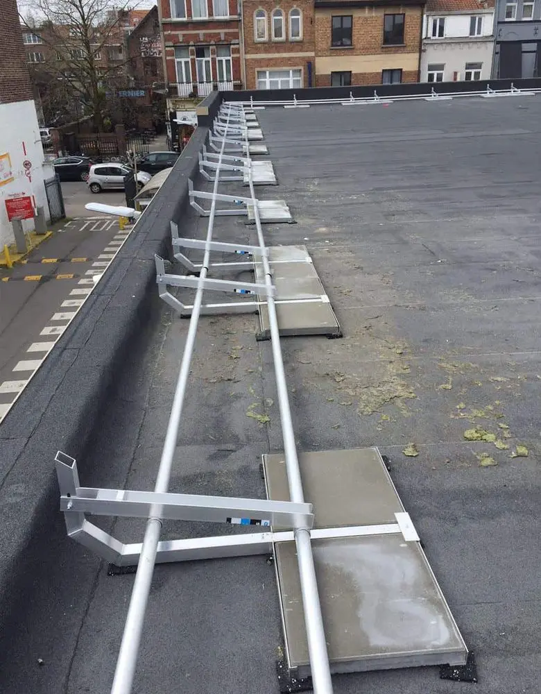 neerklapbare dakrandbeveiliging