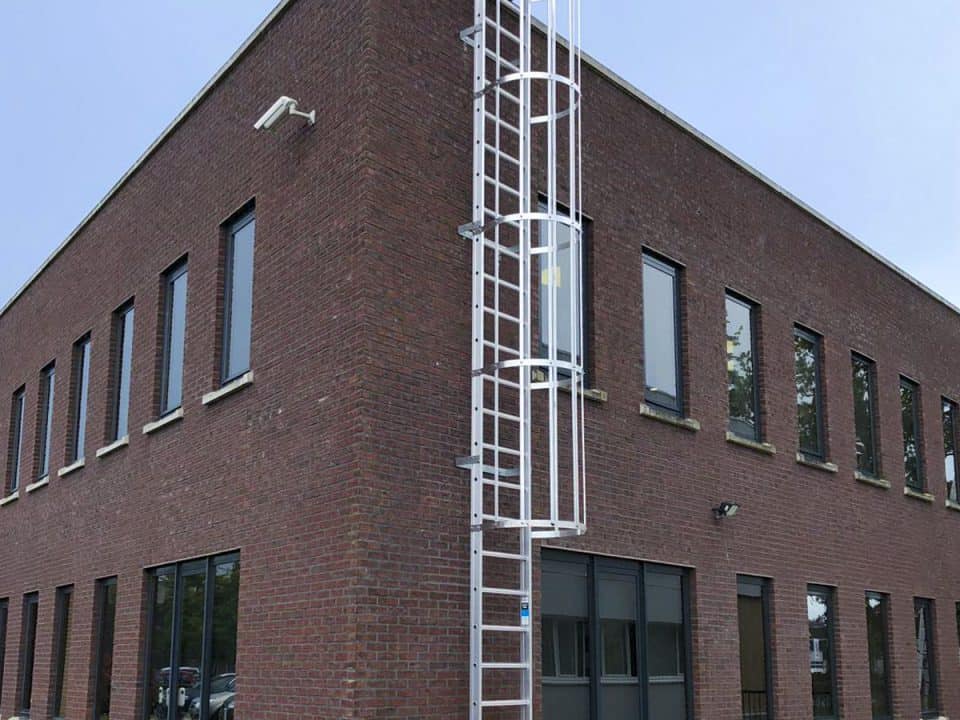 kooiladder bedrijfsgebouw 1 1